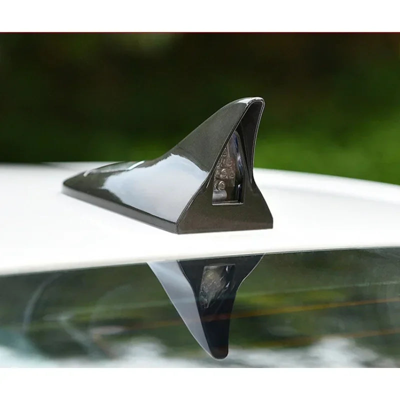 Car Decoration Light Solar Shark Fin Antenna Roof Tail Light Modified Warning Flashing Tail Light